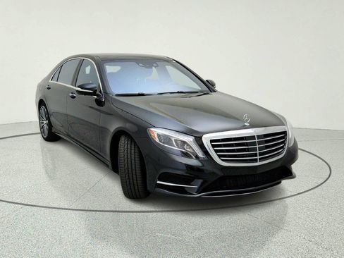 Used 2015 Mercedes-Benz S 550 4MATIC Sedan image 4