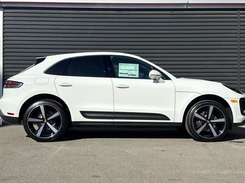 New 2026 Porsche Macan image 9