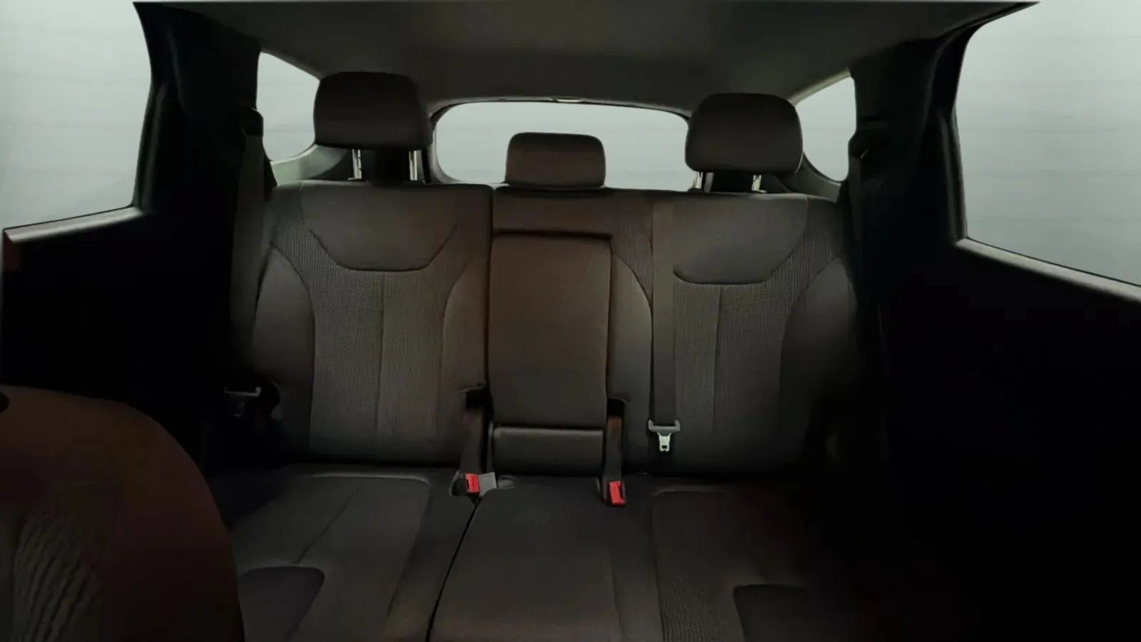 Used 2021 Hyundai Santa Fe SE FWD image 18