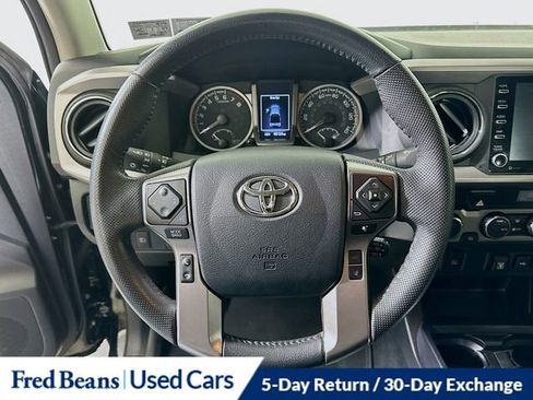 Used 2022 Toyota Tacoma SR5 image 12