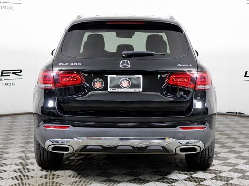 Certified 2022 Mercedes-Benz GLC 300 4MATIC image 4
