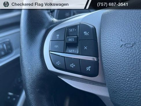 Used 2022 Ford Explorer Limited w/ Equipment Group 301A image 36