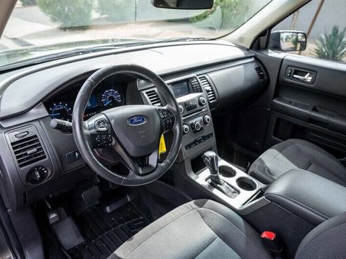 Used 2019 Ford Flex SE FWD image 9