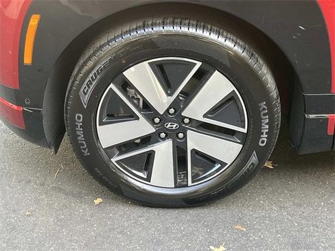 New 2026 Hyundai Ioniq 9 SEL image 5