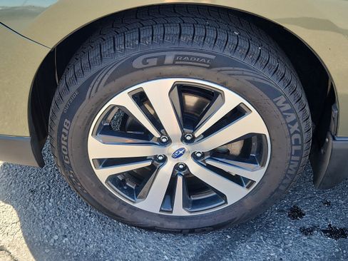 Used 2018 Subaru Outback 2.5i Limited AWD/4WD image 7
