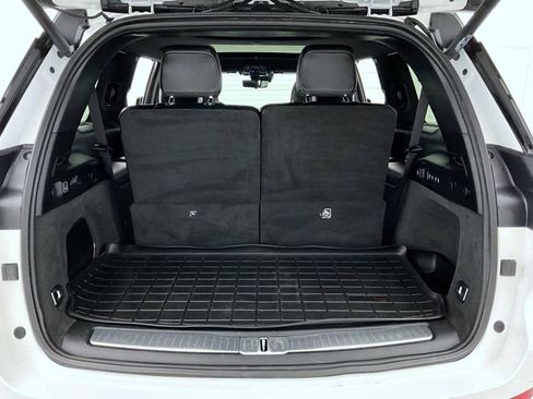 Used 2022 Jeep Grand Cherokee L Overland w/ Advanced Protech Group III image 23