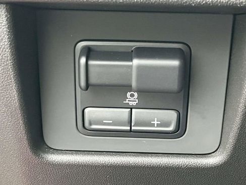 Used 2023 Chevrolet Colorado LT w/ LT Convenience Package RWD image 27