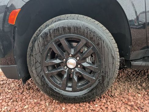 Used 2022 Chevrolet Tahoe LT AWD/4WD image 18