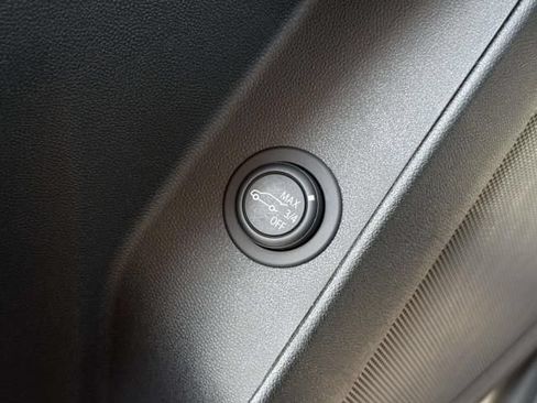 Used 2024 Chevrolet Equinox RS AWD/4WD image 19