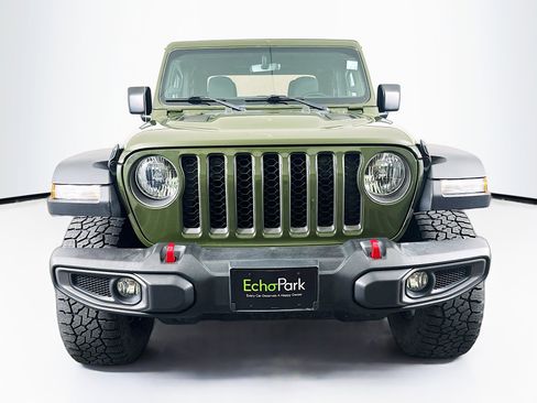 Used 2022 Jeep Gladiator Rubicon w/ Cold Weather Group image 2