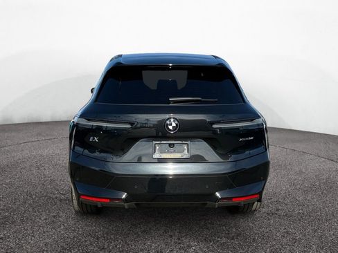 Used 2025 BMW iX xDrive50 AWD/4WD image 4