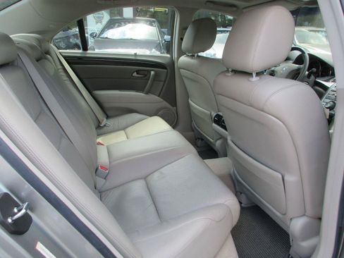 Used 2010 Acura RL AWD/4WD image 18