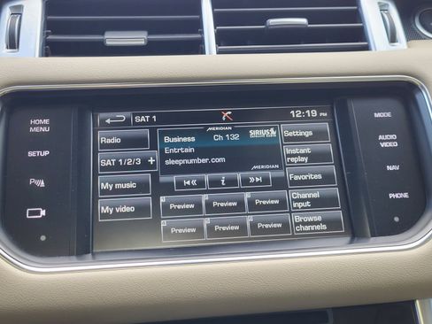 Used 2015 Land Rover Range Rover Sport HSE image 28