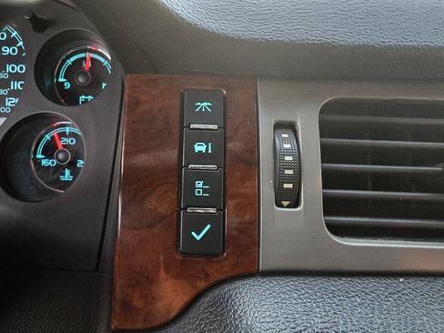 Used 2012 Chevrolet Tahoe LT w/ Texas Edition RWD image 26