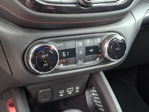 Used 2023 Chevrolet TrailBlazer RS w/ Convenience Package AWD/4WD image 21