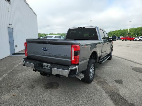 Used 2025 Ford F250 Lariat AWD/4WD image 9