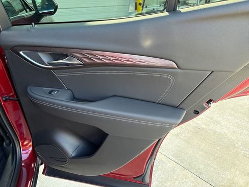 Certified 2021 Buick Envision Avenir image 51