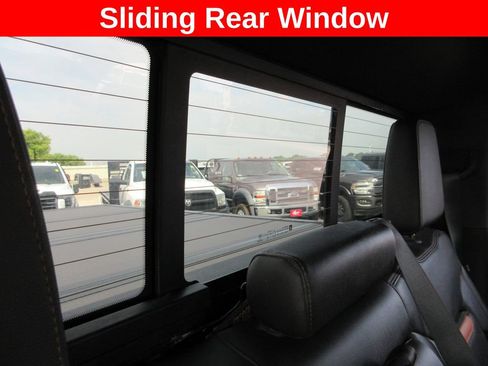 Used 2020 GMC Sierra 1500 AT4 w/ Off-Road Performance Package AWD/4WD image 29