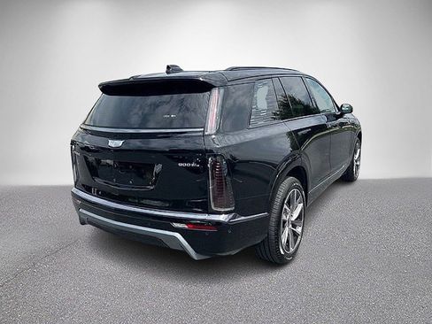 Certified 2026 Cadillac Vistiq Sport w/ LPO, Floor Liner Package AWD/4WD image 6