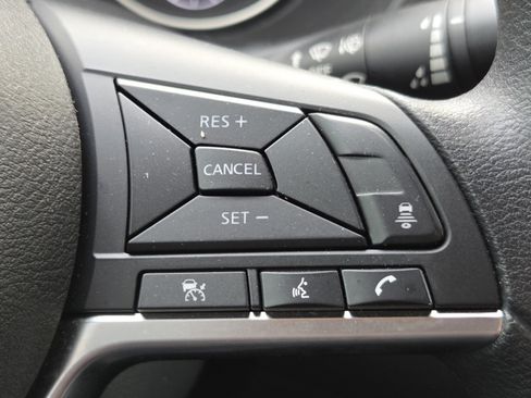 Used 2023 Nissan Sentra SV FWD image 6
