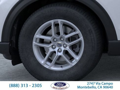 New 2026 Ford Explorer Active RWD image 20