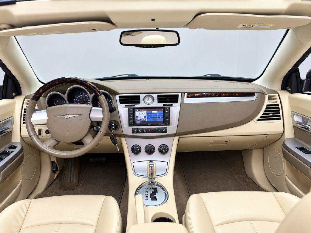 Used 2010 Chrysler Sebring Limited FWD image 23