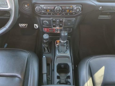 Used 2023 Jeep Wrangler Unlimited Rubicon 392 AWD/4WD image 21