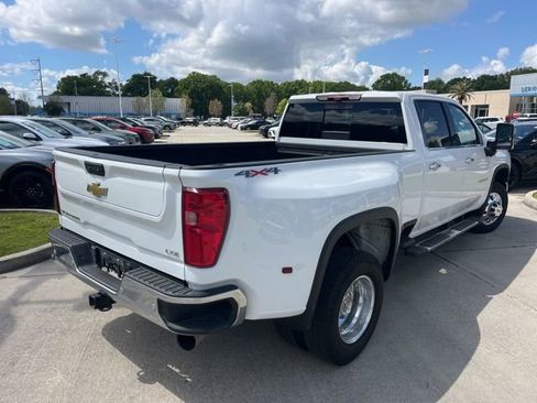 Used 2024 Chevrolet Silverado 3500 LTZ w/ LTZ Plus Package image 9