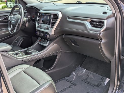 Used 2021 GMC Acadia SLT w/ Technology Package AWD/4WD image 34
