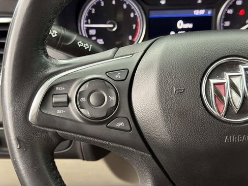 Used 2021 Buick Enclave Essence w/ Sport Touring Edition FWD image 28
