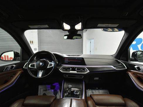 Used 2022 BMW X5 xDrive40i w/ M Sport Package AWD/4WD image 19