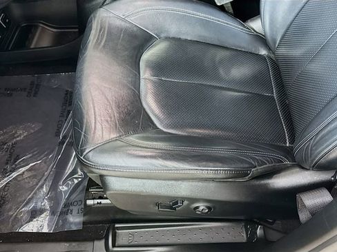 Used 2018 Chrysler Pacifica Touring-L Plus w/ Advanced Safetytec Group image 19