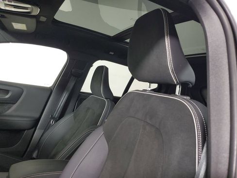 Certified 2023 Volvo XC40 Recharge Ultimate w/ Protection Package Premier AWD/4WD image 25