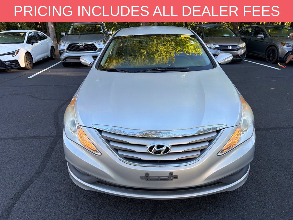 Used 2014 Hyundai Sonata GLS w/ Popular Equipment Group 2 FWD image 2