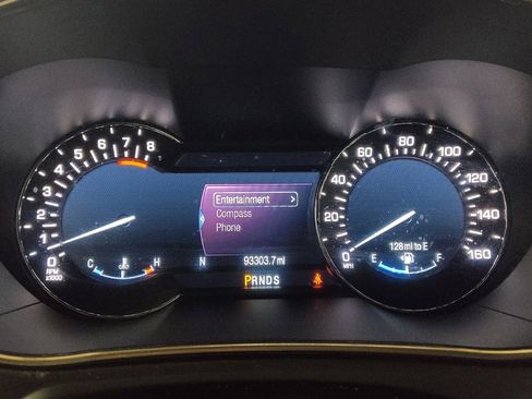 Used 2016 Lincoln MKX Select w/ Climate Package image 23