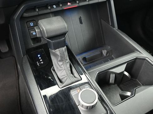 Used 2024 Toyota Tundra SR5 image 28