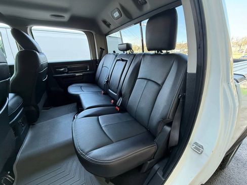 Used 2018 RAM 1500 Laramie w/ Convenience Group AWD/4WD image 15