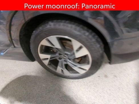 Used 2022 Audi e-tron Premium Plus w/ Premium Plus Package image 5