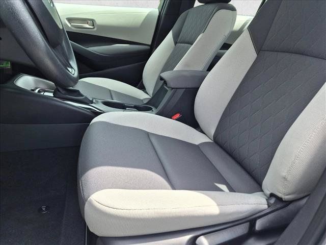 Used 2024 Toyota Corolla LE FWD image 25