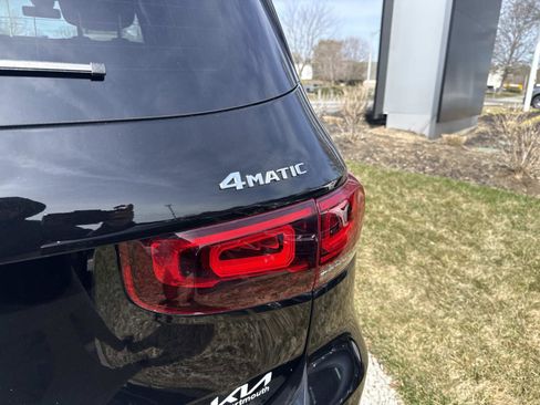 Used 2023 Mercedes-Benz GLB 250 4MATIC image 6