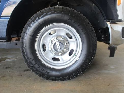 Used 2023 Ford F250 XL w/ XL Chrome Package RWD image 20