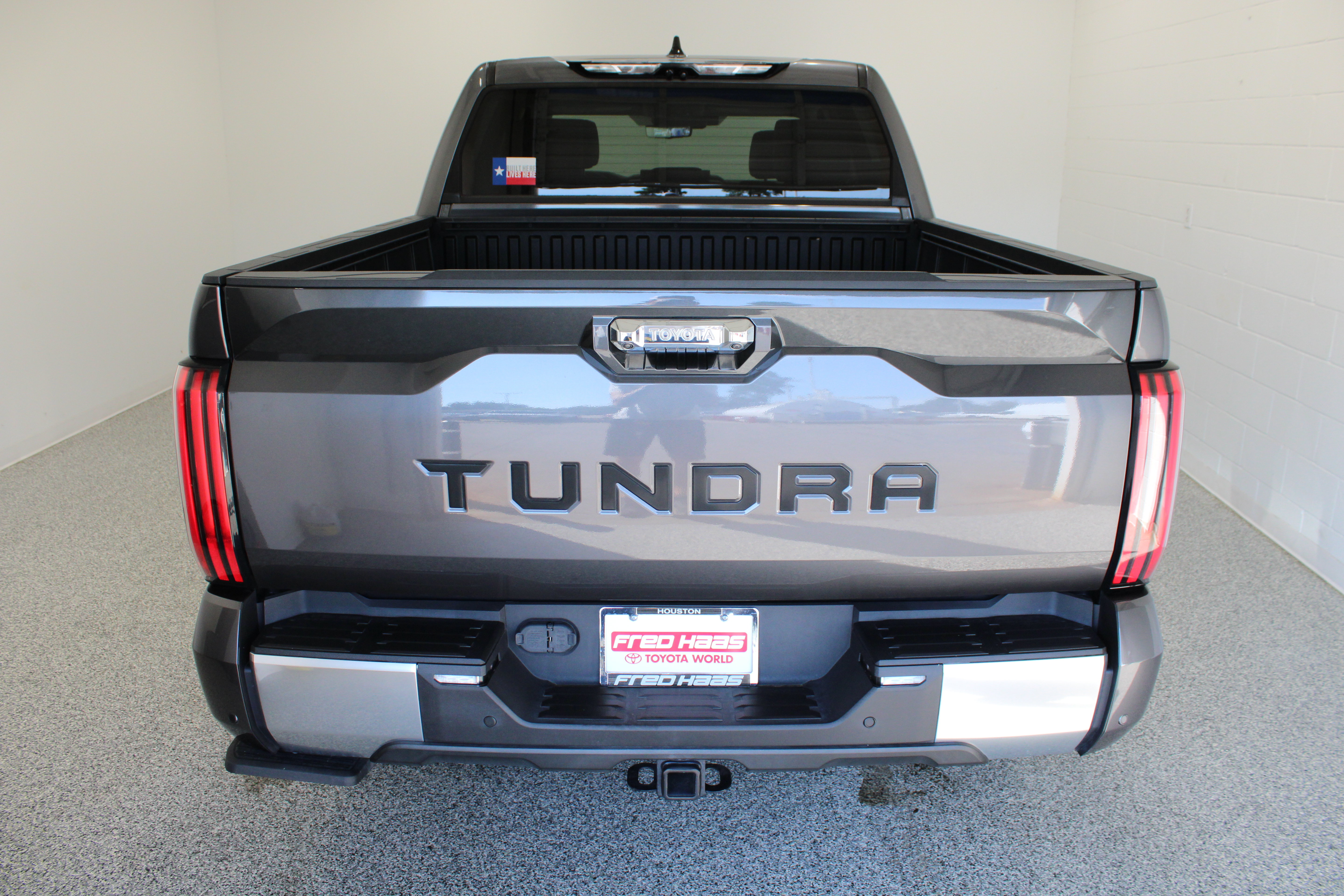 Used 2023 Toyota Tundra Limited RWD image 8