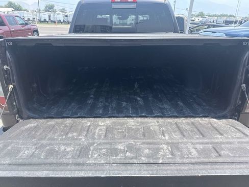 Used 2016 GMC Sierra 1500 Denali w/ Enhanced Driver Alert Package AWD/4WD image 17
