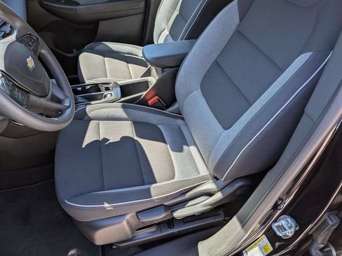 Used 2025 Chevrolet TrailBlazer LS w/ LS Convenience Package AWD/4WD image 21