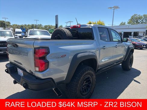 Used 2024 Chevrolet Colorado ZR2 w/ ZR2 Bison Edition AWD/4WD image 4