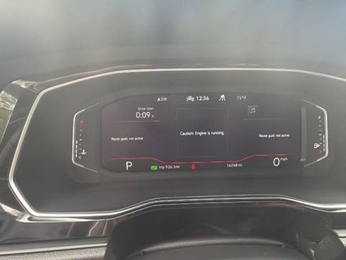 Used 2022 Volkswagen Jetta SEL FWD image 25