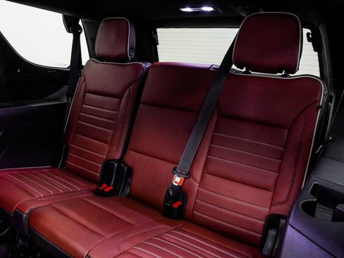 Used 2023 GMC Yukon Denali Ultimate AWD/4WD image 20