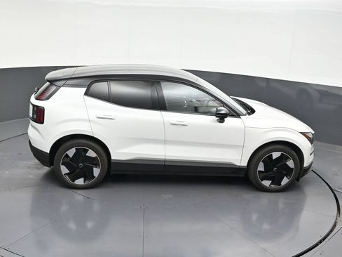 Used 2025 Volvo EX30 Plus AWD/4WD image 20