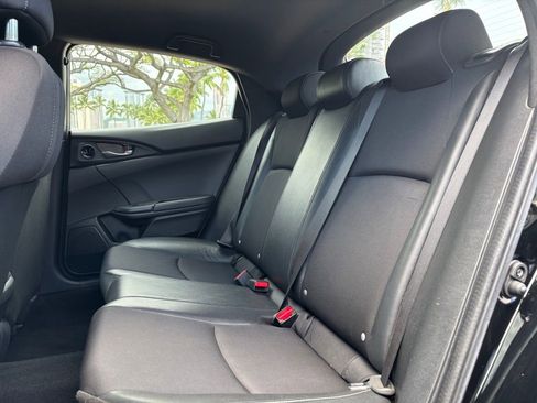 Used 2021 Honda Civic Sport image 11