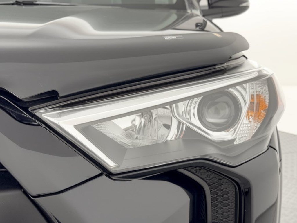 Used 2024 Toyota 4Runner SR5 Premium w/ Moonroof Package AWD/4WD image 12